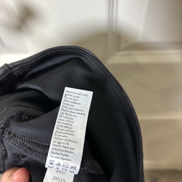 Spanx Leggings Women's Large Faux Leather Pant Shiny Black Pull On Stretch Yoga - Picture 7 of 8